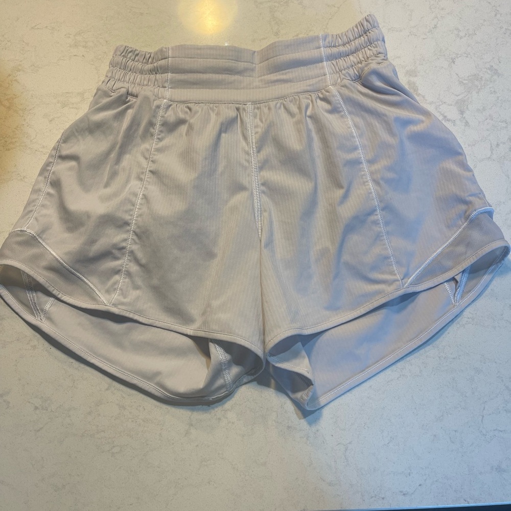 Lululemon Hotty Hot High Rise - Size 4